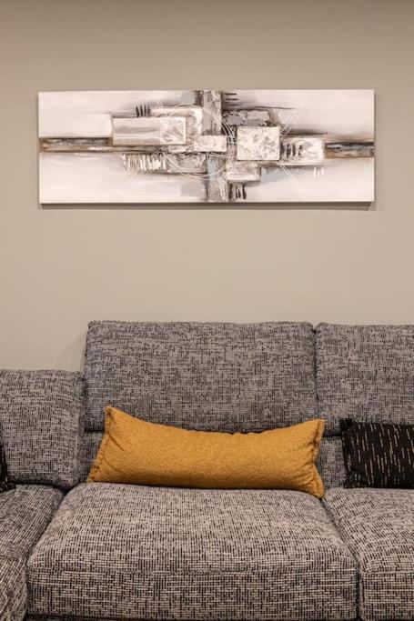 אתונה Smaragdi Luxury Jacuzzi Apartment Noho Premium Living מראה חיצוני תמונה
