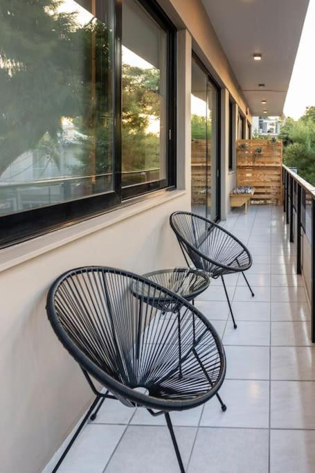 אתונה Smaragdi Luxury Jacuzzi Apartment Noho Premium Living מראה חיצוני תמונה